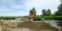 Ни моста, ни дороги: жители села Светильного снова оказались в изоляции из-за паводка - Asn24.Ru