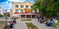 В сквере астраханской филармонии начался сезон концертов - Астрахань 24