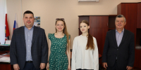 Семье из Мги вручили ключи от новой квартиры - Газета Ладога