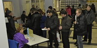 В Мурманской области резко вырос спрос на сотрудников к лету - Арктик-ТВ