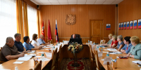 глава Руднянского муниципального округа провел еженедельное рабочее совещание - фото - 2 - Руднянский район