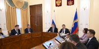 В Мурманске состоялась рабочее совещание министра здравоохранения РФ Михаила Мурашко и губернатора региона Андрея Чибиса с представителями региональной системы здравоохранения - Арктик-ТВ