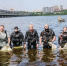 Водолазы вытащили самокат и посуду со дна Воронежского водохранилища - Обозреватель.Врн