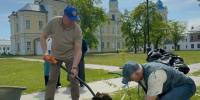 На острове Коневец высадили вишнёвый сад в честь 35-летия возрождения монастыря - ЛенТВ24