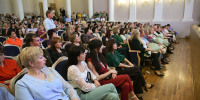 08.06.2026 | Виталий Королев в День социального работника объявил о начале поэтапного повышения оплаты труда в сфере социальной защиты - Министерство демографической и семейной политики