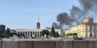 Крупный пожар на территории завода у Финляндского вокзала тушат на площади 400 «квадратов» - Neva.Today