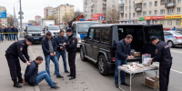 Фото: Сгенерировано ИИ | «Гелик», деньги и недвижимость конфисковали у трех «сутенеров» во Владивостоке - PrimPress.Ru