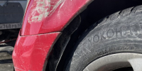 Неизвестный столкнулся с Toyota Ist и скрылся с места ДТП в Южно-Сахалинске - News.Astv.Ru