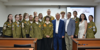 Будьте активными! Председатель АКЗС встретился с бойцами первого в регионе студенческого сельхозпроекта - Законодательное Собрание