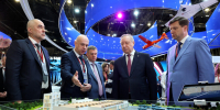 Петербург представил на Экономическом форуме десятки инвестиционных проектов. Фото gov.spb.ru - Metro Петербург