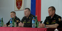 Личному составу махачкалинского соединения Росгвардии представлен новый командир - Росгвардия