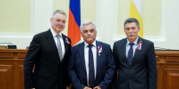 ГУБЕРНАТОР СТАВРОПОЛЬЯ ВРУЧИЛ НАГРАДЫ НАКАНУНЕ ДНЯ РОССИИ - Губернатор