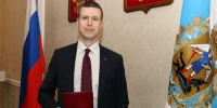 Денису Владимировичу Мизгиреву, д.м.н., профессору кафедры хирургии СГМУ вручили высокую государственную награду - Заслуженный врач Российской Федерации - СГМУ