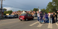 На улице Свободы в Подлесном юный питбайкер врезался в «Ладу» - Progorod58.Ru