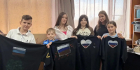 В Херсонской области прошел мастер-класс по росписи футболок ко Дню России - Херсонское агентство новостей