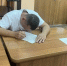 В стельку пьяный мужчина из Волжска попался, разъезжая по дороге - Pg12.Ru