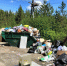 В Карелии горы мусора скапливаются у свалки, въезд на которую запрещен - Gubdaily.Ru