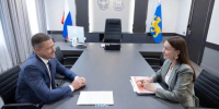 Михаил Ведерников и Марина Монгуш обсудили перспективы развития творческих индустрий в Псковской области - Псковская правда