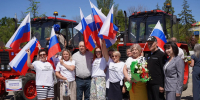 Депутат Госдумы Иван Демченко: передали Темрюкскому району шесть тракторов, которые будут работать в сельских поселениях - Газета Призыв