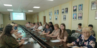 В Ровеньках состоялся семинар  «Выявление ранних суицидальных признаков и профилактика суицидального поведения». - Город Ровеньки