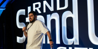«У ростовского юмора есть свой дом»: соучредитель StandUp бара Максим Кобзев — о развитии комедии на Дону - Городской репортёр