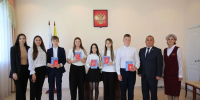 Юные жители Янтиковского округа получили паспорта гражданина РФ - Служба по делам юстиции