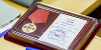 В Магаданской облдуме прошло награждение депутатов Источник - MagadanMedia.Ru