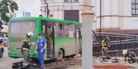 «Проехал на красный»: после ДТП у храма в Екатеринбурге задержали водителя автобуса и его начальника - EaNews.Ru