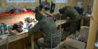 Техники со Ставрополья в тыловой лаборатории наладили цикл подготовки FPV-дронов - ИА Победа 26