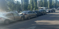В Воронеже в столкновении шести легковушек пострадали трое человек - Комсомольская Правда