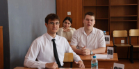 Около 3 тысяч одиннадцатиклассников сдают ЕГЭ по физике и обществознанию - Министерство образования