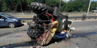 В Воронеже Volkswagen Polo протаранил трактор, пострадал водитель - ВестиПК в Воронеже