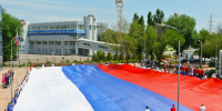 Замгубернатора Ростовской области открыл в Ростове выставку «Код России: флаг, герб, гимн» - Городской репортёр
