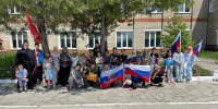 Активисты Движения Первых Казбековского района присоединились к акции «Родиной горжусь», посвященной Дню России - Казбековский район