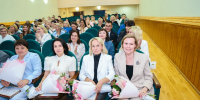 Замминистра цифрового развития Татарстана вручил награды сотрудникам МФЦ - Министерство ИТ и связи
