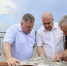 Мешками с песком укрепляют зоны вероятного подтопления в дачных товариществах Нижневартовска - ИД Новости Югры