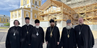 Митрополит Ставропольский и Невинномысский Кирилл посетил святыни Вологодской епархии и провел рабочую встречу с митрополитом Вологодским и Кирилловским Саввой - Вологодская епархия