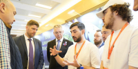 Андрей Разин приветствовал в Минводах участников ПРО ЯБЛОКО 2026 от Минсельхоза - Вечерний Ставрополь