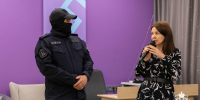 Сотрудник ОМОН «Зырянин» провёл инструктаж на семинаре для поисковых отрядов - Росгвардия