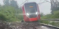 В Прикамье электричка прервала свой путь из-за оползня - V-Kurse.Ru