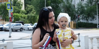 Люберецкие волонтёры провели патриотическую акцию «Российский триколор» - Телеканал ЛТВ