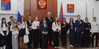 Юные колымчане получили свои первые паспорта в День России - Kolyma.Ru