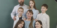 «Я увидела ребёнка, который старается выжить»: как многодетная семья из Спасского района обрела ещё одну дочь - Газета Новая жизнь