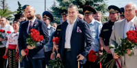 Александр Хинштейн поздравил курян с Днём России - Курские Известия