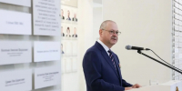 Олег Мельниченко представил обновленную историческую экспозицию в пензенском правительстве - Пенза-Обзор