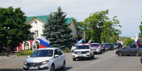 Свердловчане отметили День России автопробегом - Луганский Информационный Центр