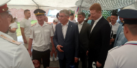Губернатор Миляев посетил ретро-выставку автомобилей в Туле в День России - ИА Тульская служба новостей
