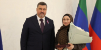 Многодетные матери и участник СВО из Дагестана получили государственные награды - РИА Дагестан