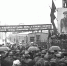 Электричкой до Нового Петергофа. Почему железнодорожники вышли на митинг в 1946 году? | Митинг на Балтийском вокзале собрал железнодорожников, принимавших активное участие в возрождении электрифицированной линии до Нового Петергофа./ФОТО из коллекции ЦГАКФФД СПб/Репродукция автора - С.-Петербургские ведомости
