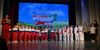 На сцене ДК СТЗ прошел традиционный полевской фестиваль "Во славу Родины поем" - Polevskoy24.Ru